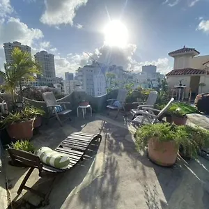 Fresh Tropical Colonial Style Walk-up- Rooftop Terrace- View Apartment San Juan